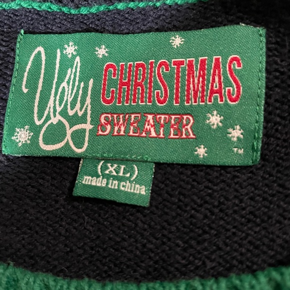 Ugly Christmas Sweater - Festive Reindeer with Lights - Picture 4 of 4